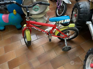 Bicicletta con rotelle