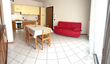 Vicinissimo alla spiaggia, 2 camere e Clima