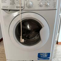 Lavatrice Indesit 6 kg. - ricambi