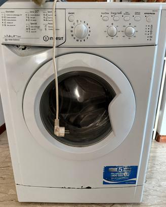 Lavatrice Indesit 6 kg. - ricambi