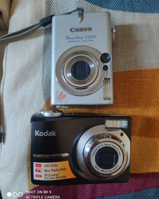 Due macchine fotografiche digitali Canon -Kodak