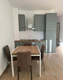 Parre trilocale con balcone e garage