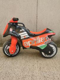 Moto cavalcabile Aprilia Primi Passi giocattolo Bi