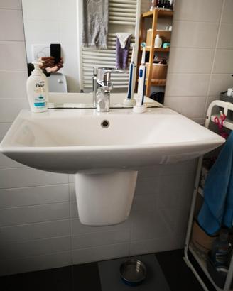 Lavandino lavabo sospeso