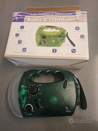 Radiolina verde a pannelli solari