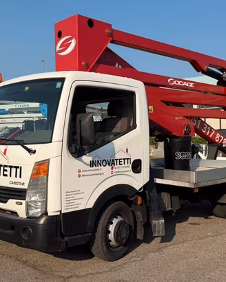 SOCAGE DA 320 su Nissan Cabstar
