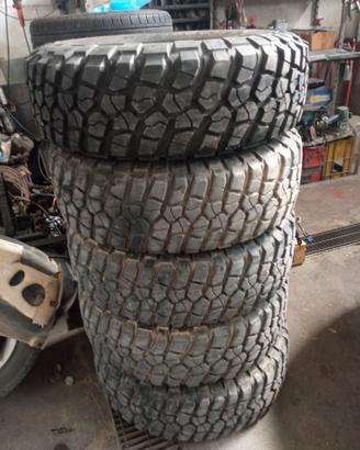Gomme bf goodrich km2 255/75r17