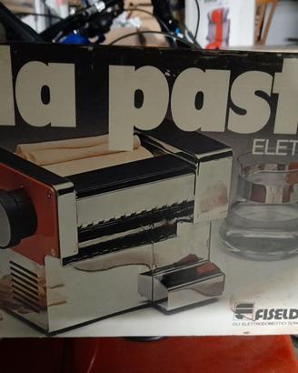 Macchina elettrica per pasta marca Fiseldem new
