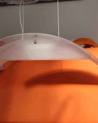 Lampada da appendere al soffitto, in vetro.