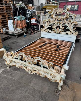 Letto stile veneziano