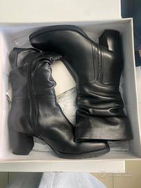 Stivaletti Cinzia Soft, taglia 37, nuovi