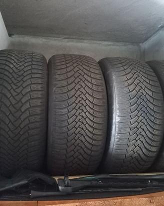 4 Copertoni invernali FALKEN misura 225/40 R18 92v