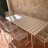 Tavolo da esterno Emu allungabile + 4 poltroncine