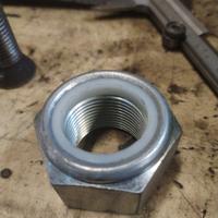 dai autobloccanti da 28