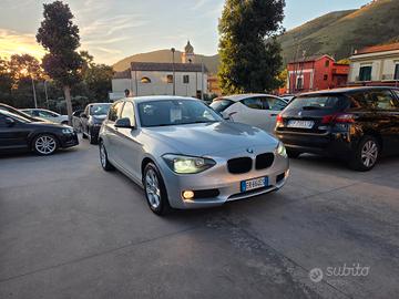 Bmw 118 118d 5p. Urban - 2013 AUTOMATICA