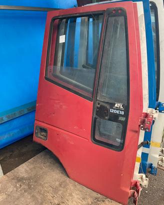 Sportello Iveco eurocargo