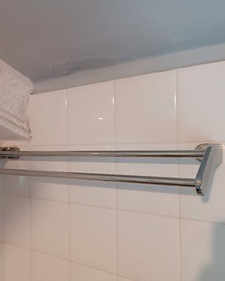 accessori bagno, porta asciugamani, porta carta ig