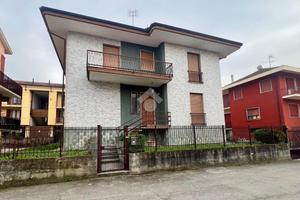 CASA INDIPENDENTE A ALBA