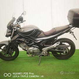suzuki sfv gladius  600 2014