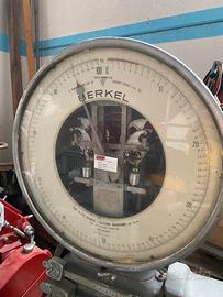 Bilancia a stadera Berkel