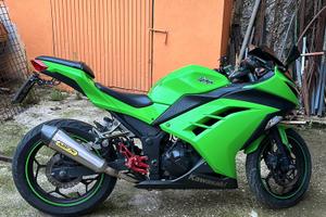 Kawasaki Ninja 300