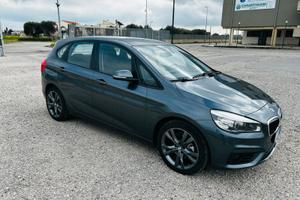 BMW 218d LUXURY