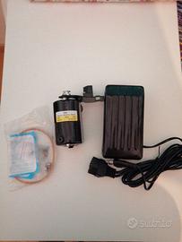 Pedale a motore per macchina da cucire