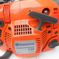 MOTOSEGA HUSQVARNA 135