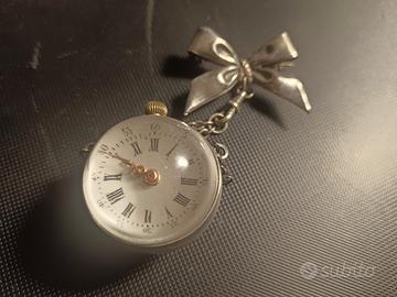 antico orologio a ciondolo donna 