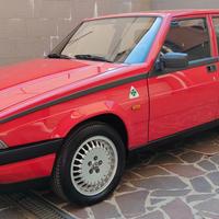 Alfa 75 2.5i v6 q. v.