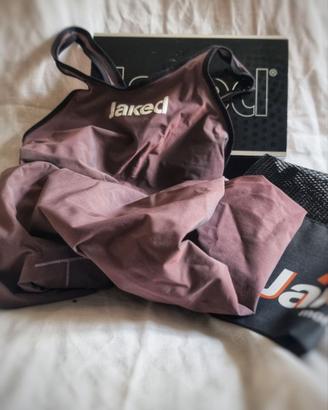 Costumone Jaked