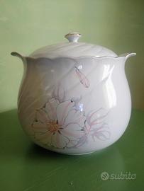 zuppiera Tognana in porcellana anni 90