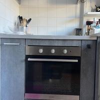 CUCINA CON ELETTRODOMESTICI (no lavatrice)