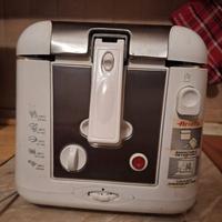 friggitrice ad olio Ariete modello Easy Fry 4612. 