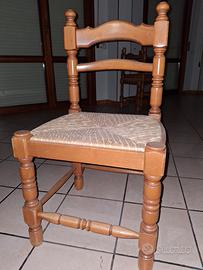 TAVOLI E SEDIE IN LEGNO MASSELLO 