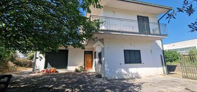 CASA INDIPENDENTE A MONTESARCHIO