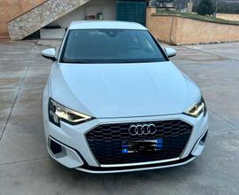 Audi A3 30 G-tron business Advanced S-tronic