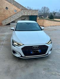 Audi A3 30 G-tron business Advanced S-tronic