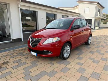 Lancia Ypsilon 1.3 MJT 16V 95 CV 5 porte S&S Plati