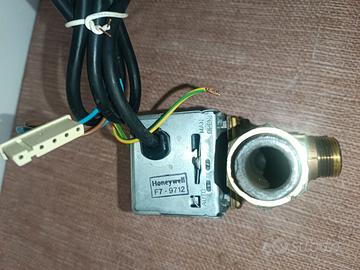 Valvola motorizzata di zona a 3 vie 3/4" Honeywell