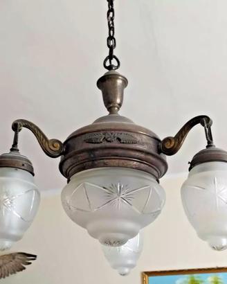 ANTICO LAMPADARIO LIBERTY A 4 LUCI IN METALLO CON
