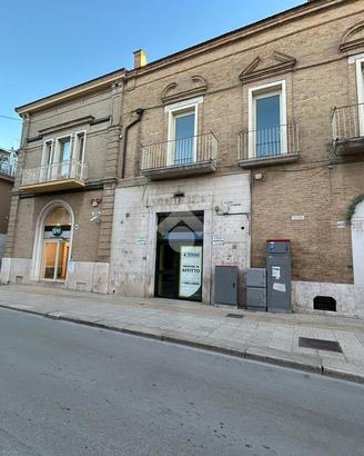 NEGOZIO A SAN SEVERO
