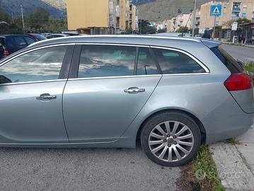 auto Opel insigna 