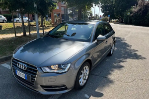 AUDI A3 SPORTBACK 1600 GRIGIA
