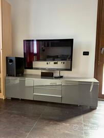 Arredamento camera e soggiorno completo
