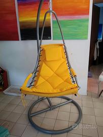 SEDIA GIALLA DONDOLO