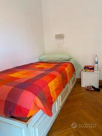 Stanza singola Via Avigliana con balcone privato