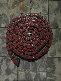 Catena rossa per 50