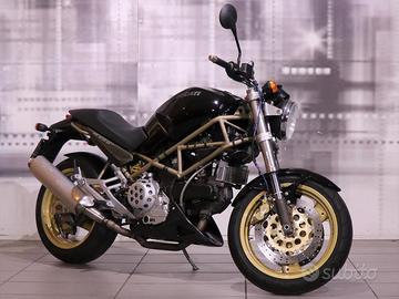 Ducati Monster 900