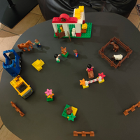 Fattoria/scuderia lego duplo